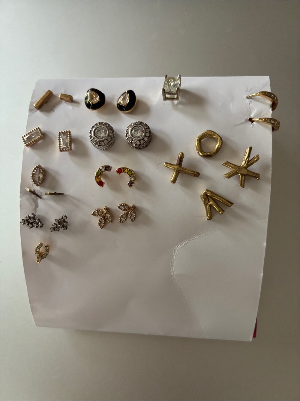 Earring bundle - Picture 2 of 9